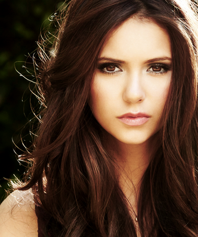 File:Elena Gilbert.png