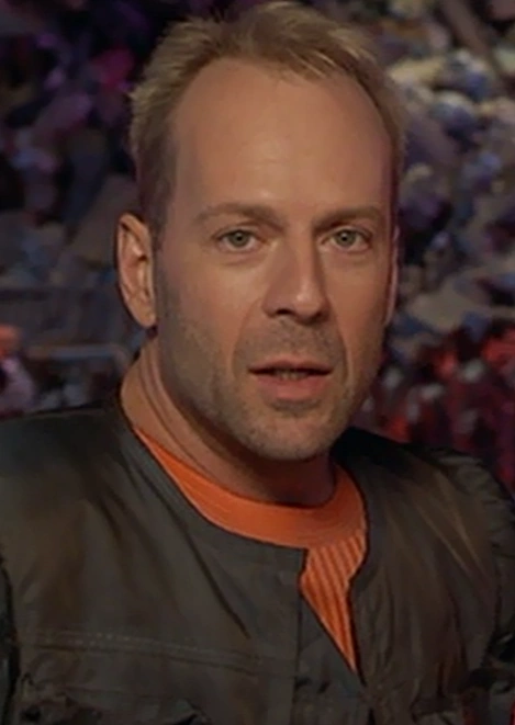 https://vignette2.wikia.nocookie.net/fifth-element/images/6/67/Korben_Dallas.png/revision/latest?cb=20101107044415