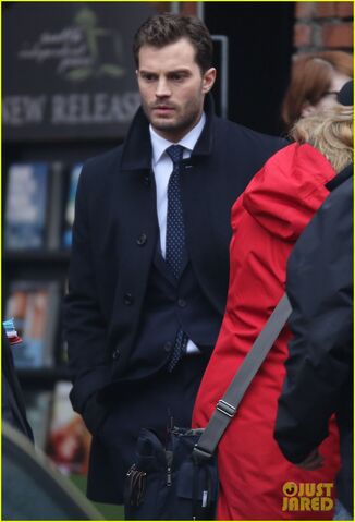 File:Fifty-shades-darker-set-photo-44.jpg