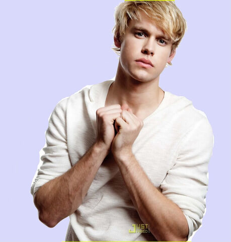 File:Chord-Overstreet-ethan-kavanagh.jpg
