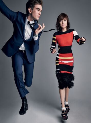 File:DakotaJohnson Vogue2017 4.jpg