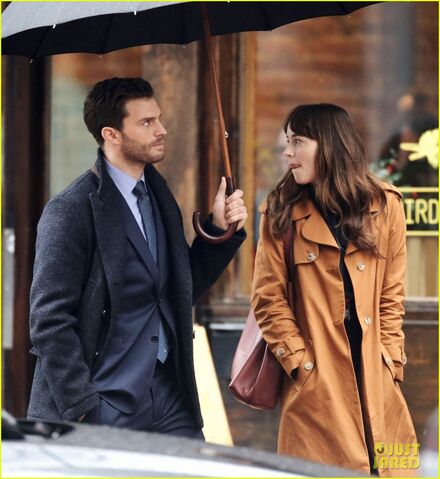 File:Fifty-shades-darker-set-photo-26.jpg