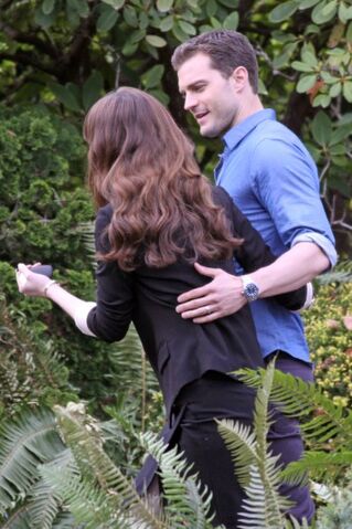 File:Fifty-shades-darker-set-photo-93.jpg