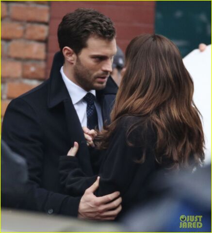 File:Fifty-shades-darker-set-photo-27.jpg