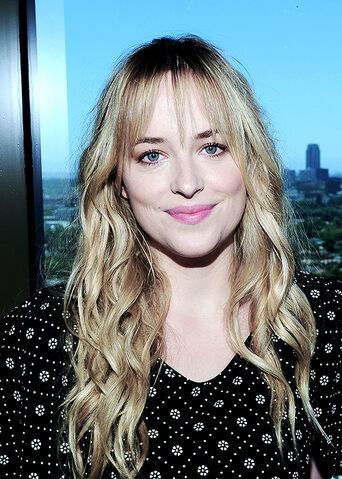 File:Dakota-Johnson.jpg