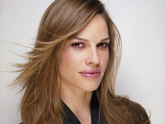 File:Hilary-hilary-swank-253996 1600 1200.jpeg