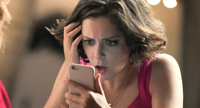 File:RachelBloom CrazyExGirlfriend.jpg