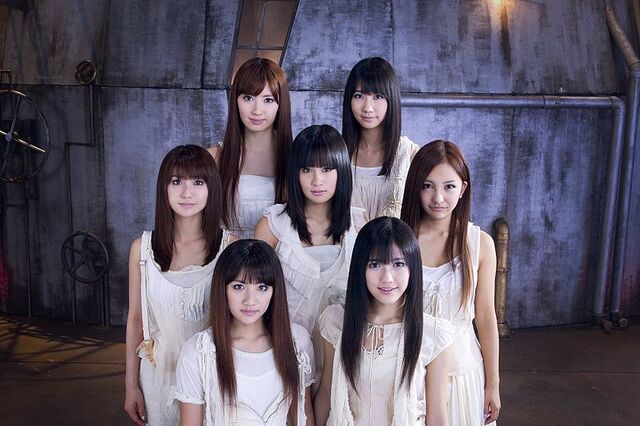 Talaksan:Team Dragon from AKB48.jpg