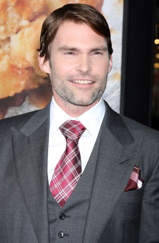 File:Seann-william-scott-premiere-american-reunion-01.jpg