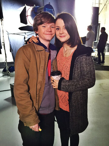 File:Zac Pullam, Kathryn Prescott.jpg