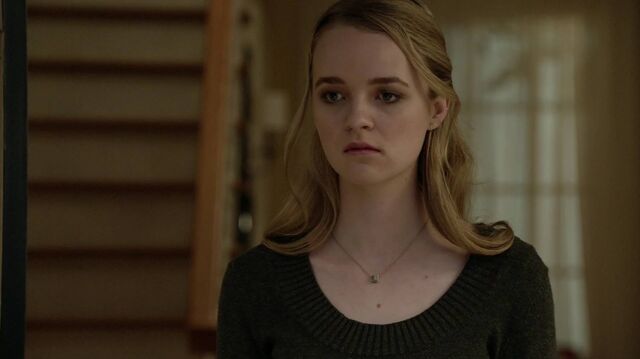 File:2x01 45 Taylor.jpg