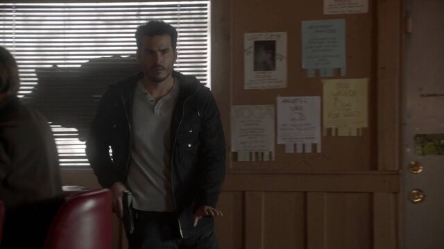 File:2x01 93 Kyle.jpg