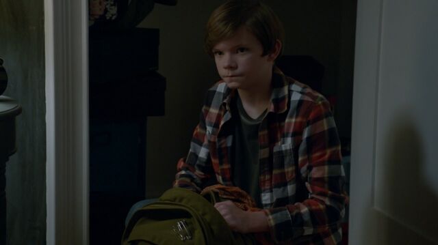 File:1x02 59 Grant.jpg