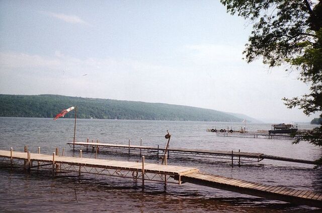 File:Keuka lake wikipedia.jpg