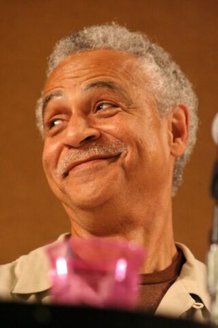 파일:Ron Glass-6686.jpg