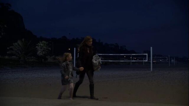 File:1x22 Avoiding Lloyd.jpg