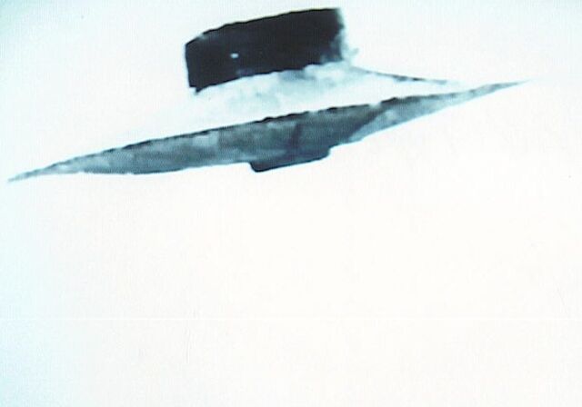 File:Flyingobjects55 15.jpg