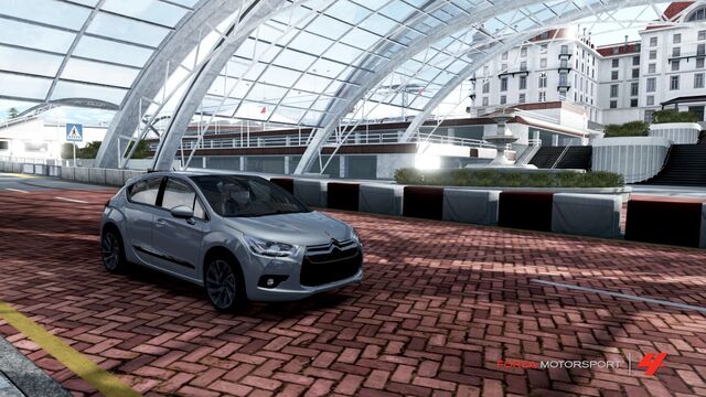 File:Ds4.jpg