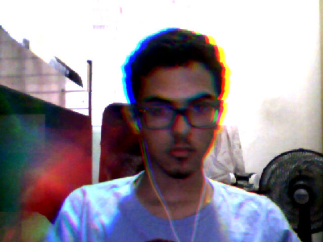 Arquivo:Lucyintheskywithdiamonds.jpg