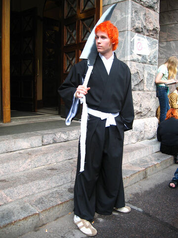 Datei:Elffi - First cosplay - Kurosaki Ichigo from Bleach.jpg