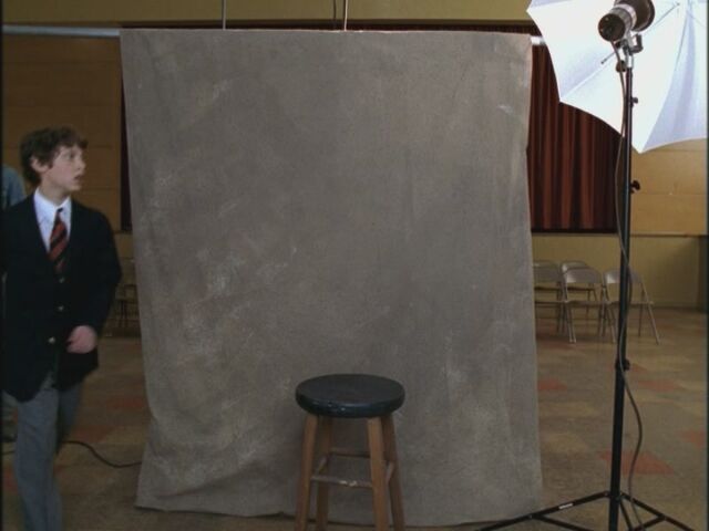 File:Opening-Credits-John-Francis-Daley-freaks-and-geeks-17545116-800-600.jpg