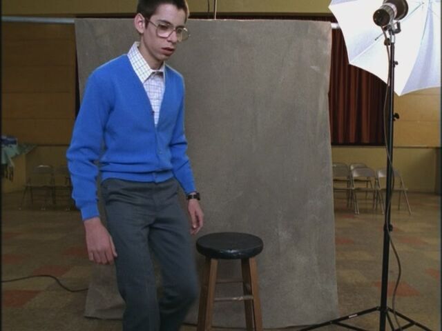 File:Opening-Credits-Martin-Starr-freaks-and-geeks-17545283-800-600.jpg