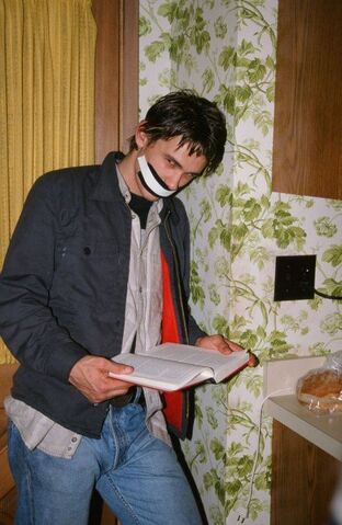 File:James-Franco-on-set-01.jpg