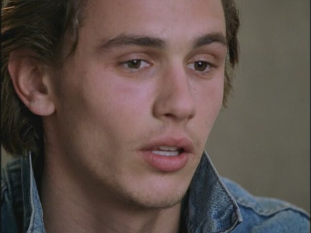 File:Opening-Credits-James-Franco-freaks-and-geeks-17545182-800-600.jpg