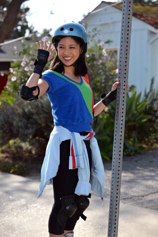 File:Jessica rollerskating.jpg