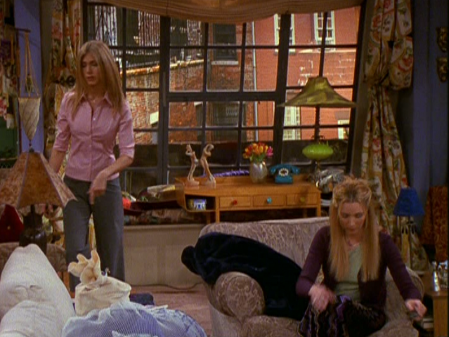 File:Rachel&Phoebe-5x14.png