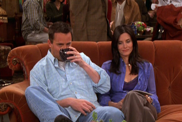 File:Monica & Chandler (9x20).png