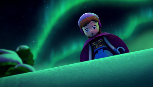 Archivo:LEGO Northern Lights Trailer40HD.png