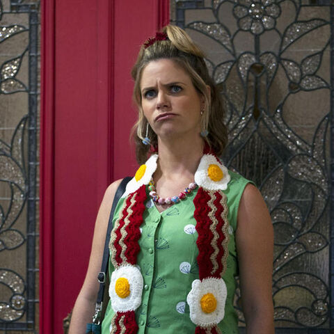 File:Kimmie-gibbler-fuller-house.jpg