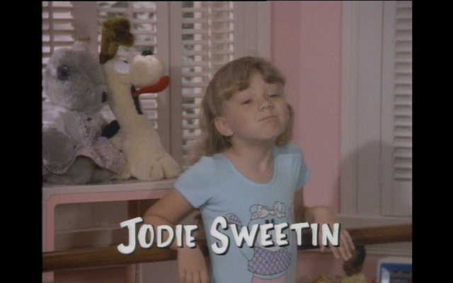 File:Season 1 Stephanie.png