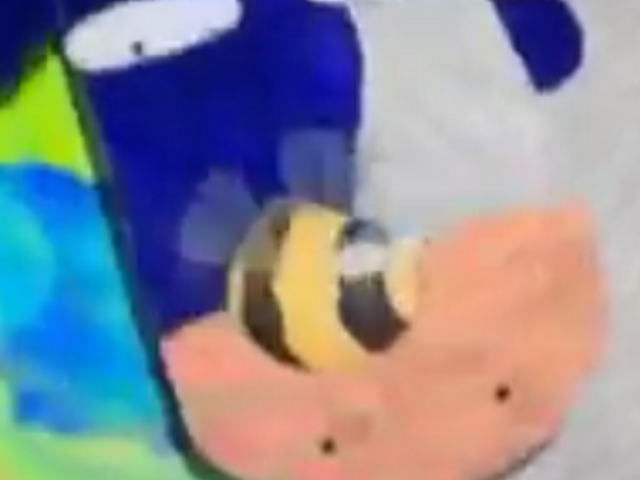 File:Bee.png