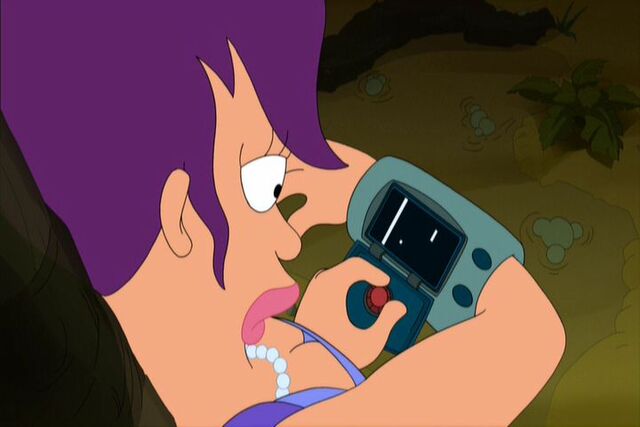 Arquivo:Leela-wristband.jpg