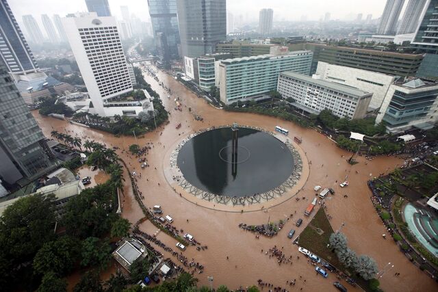 File:Flood-Jakarta.jpg