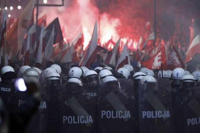 File:Poland Riots.jpg