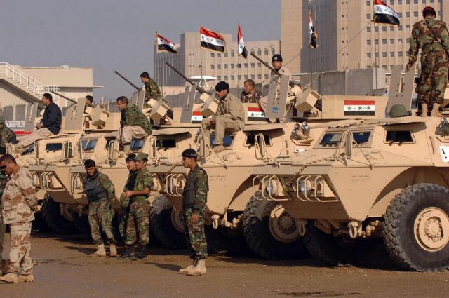 File:Iraqi military parade.jpg