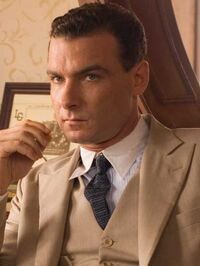 LievSchreiber-WernerMoelders