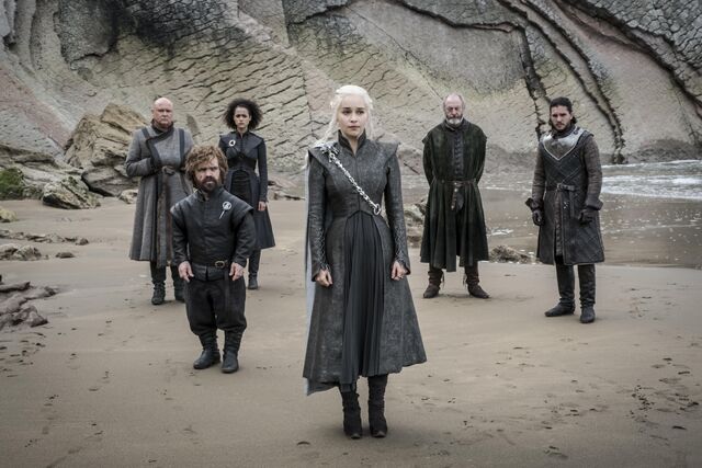 Fichier:The Spoils of War 7x04 (3).jpg
