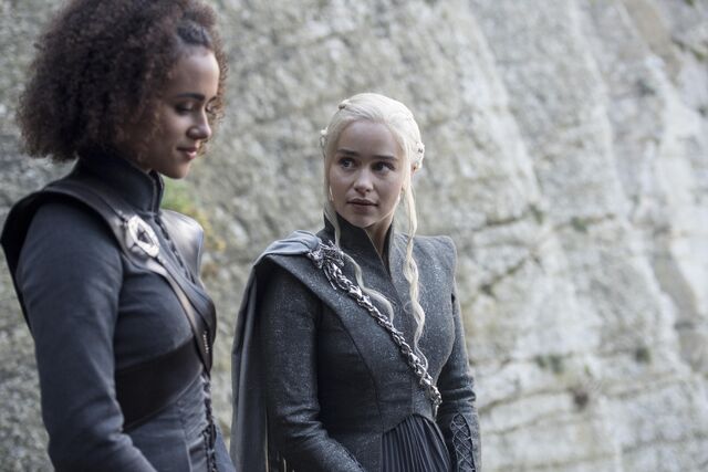 Fichier:The Spoils of War 7x04 (1).jpg