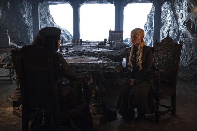Datei:702 Daenerys Olenna.jpg