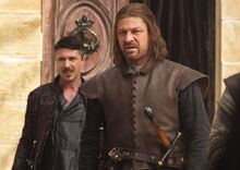 Петир Бейлиш и Эддард Старк 1x05.jpg