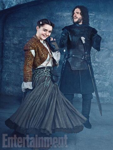 File:Maisie-williams-kit-harington-127096.jpg