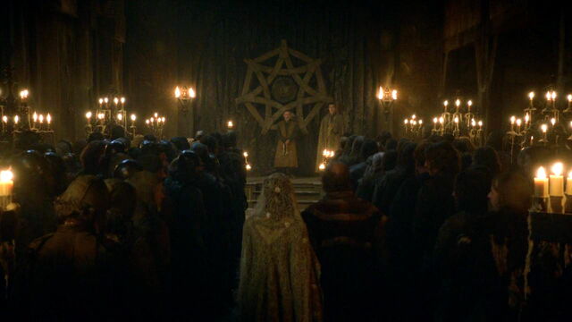 File:309 Roslin Frey down the aisle.jpg