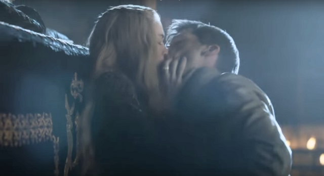 File:403kissing1.png