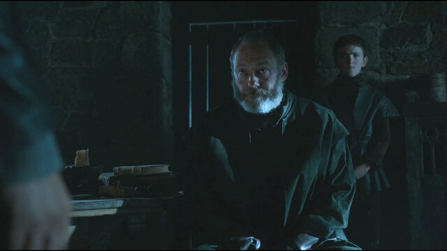File:Davos speaks with Jon.jpg