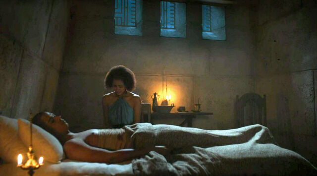 File:Missandei-and-greyworm-s5e5.jpg