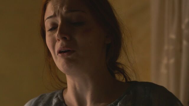 File:Sansa reacts to Flowering.jpg